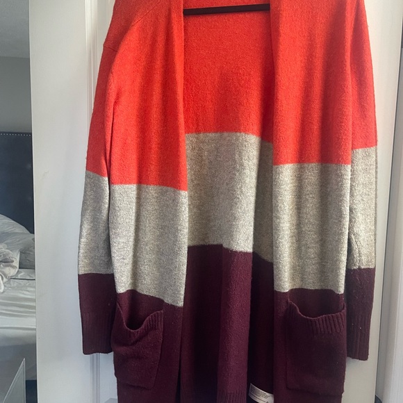 Color Block Cardigan - Picture 6 of 6